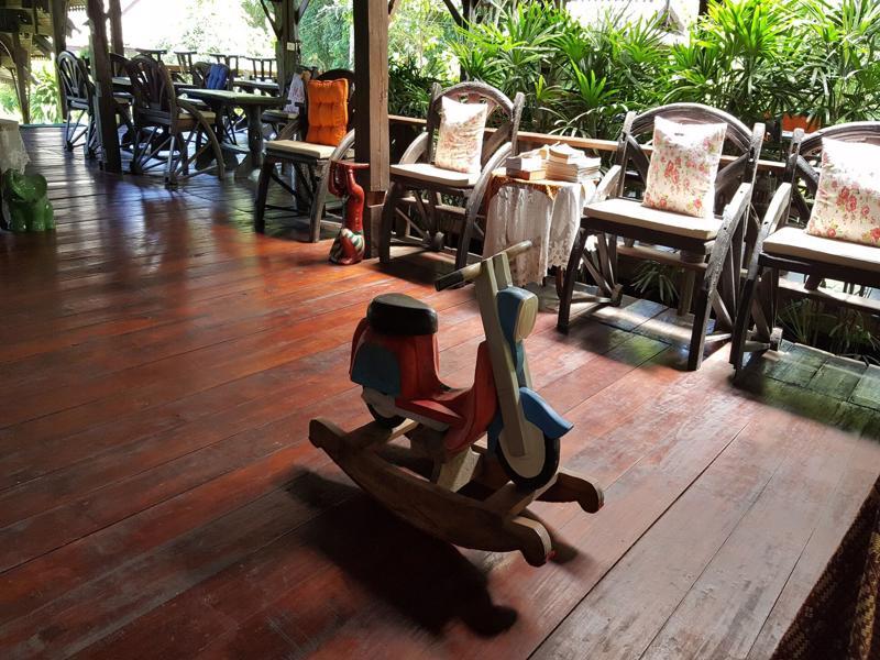 Montania Lifestyle Hotel Phanom Luaran gambar
