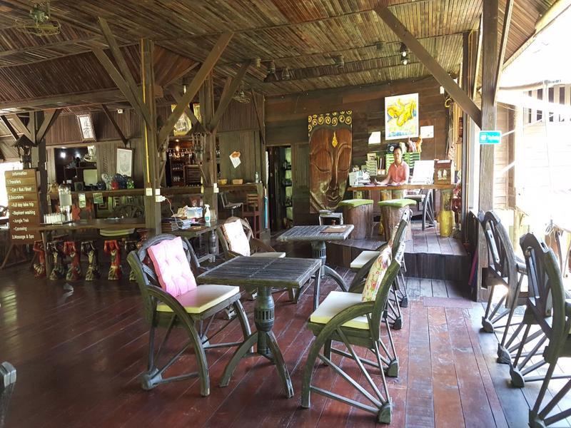 Montania Lifestyle Hotel Phanom Luaran gambar