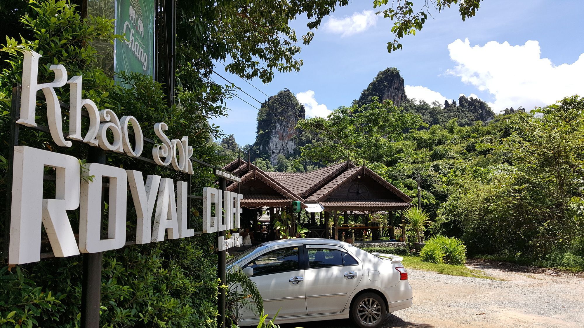 Montania Lifestyle Hotel Phanom Luaran gambar