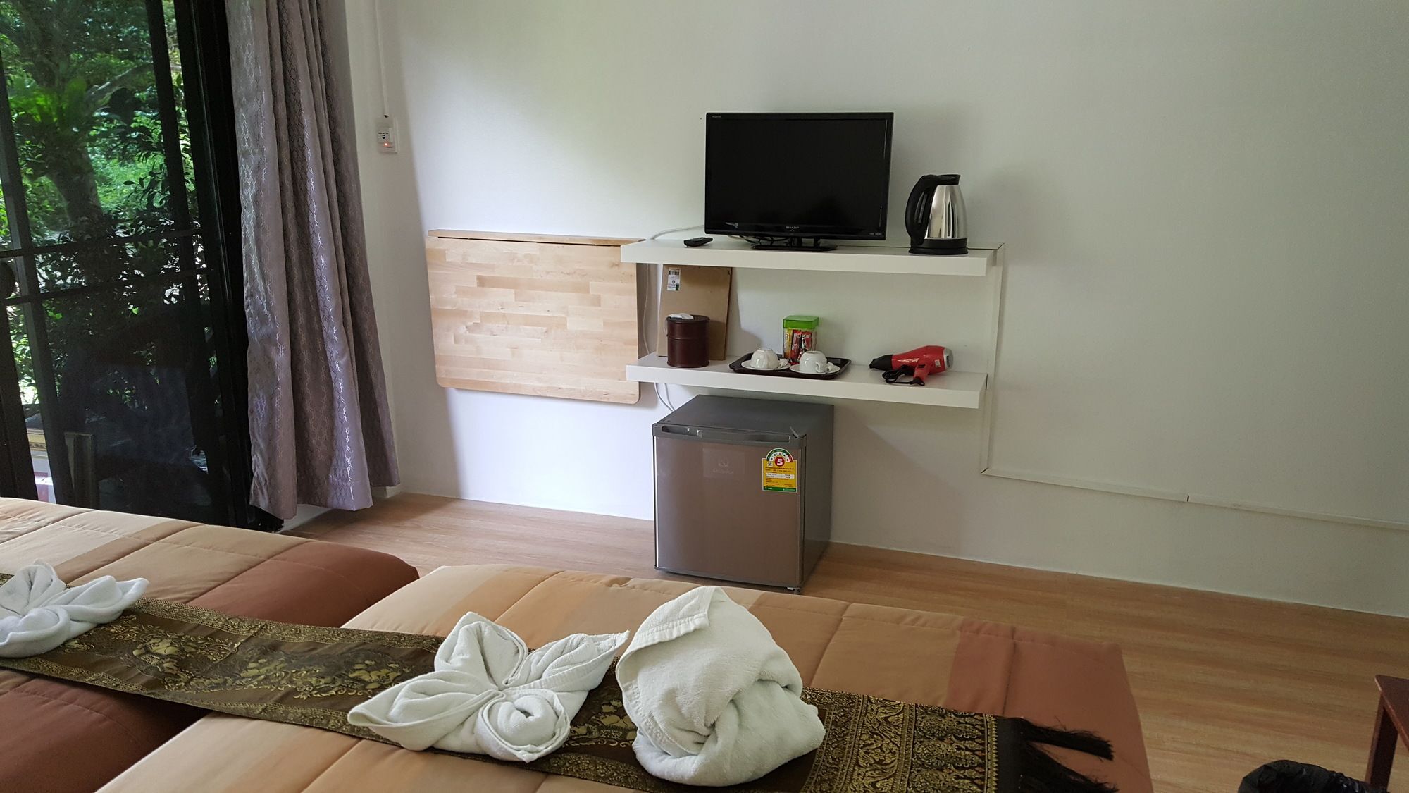 Montania Lifestyle Hotel Phanom Luaran gambar