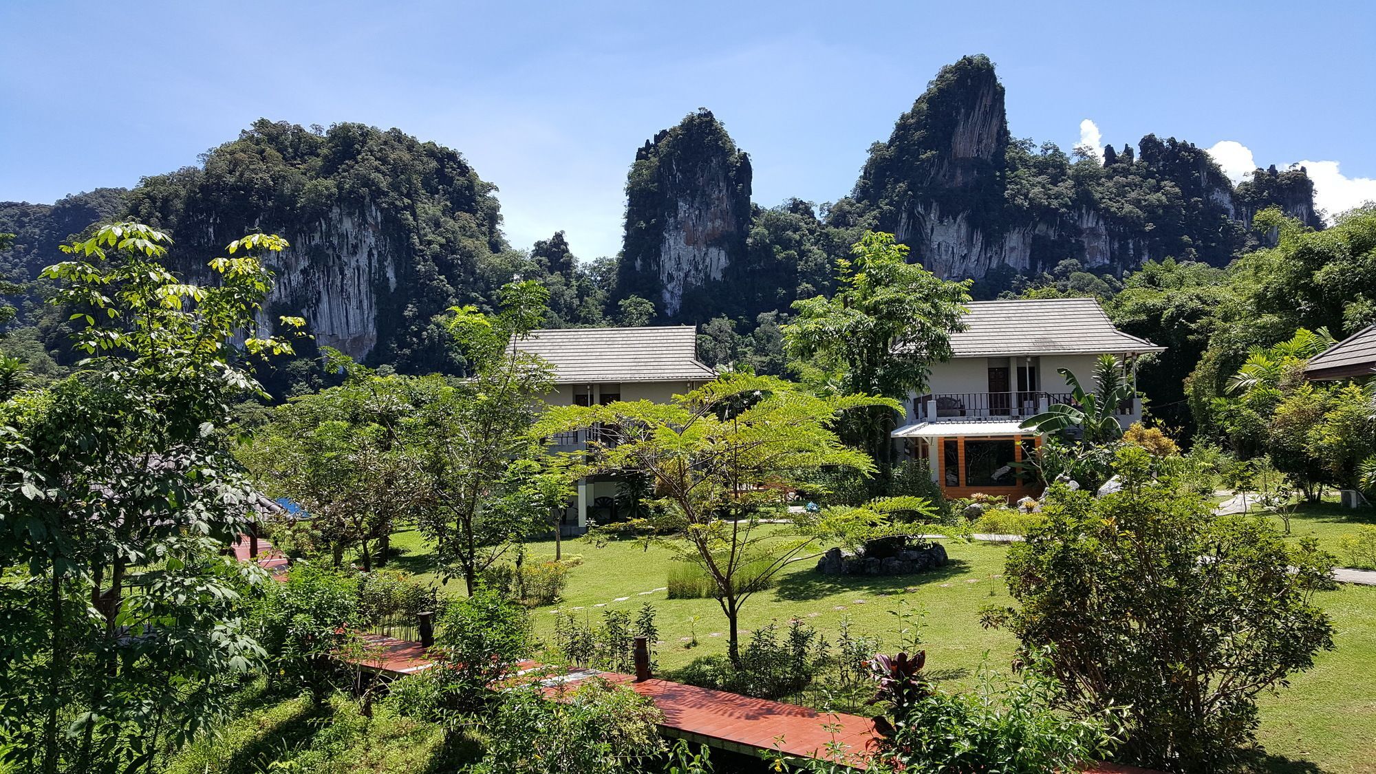 Montania Lifestyle Hotel Phanom Luaran gambar