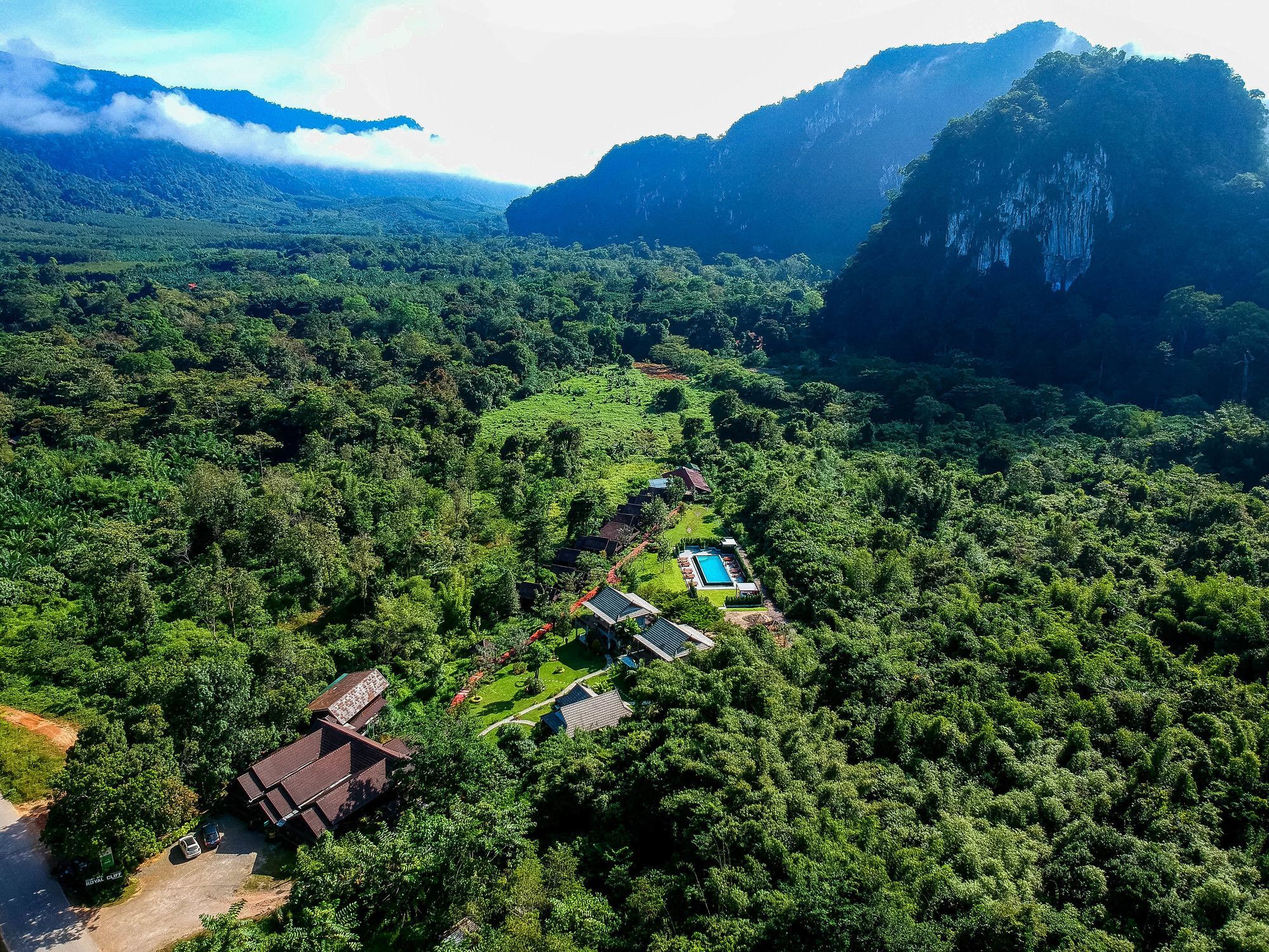 Montania Lifestyle Hotel Phanom Luaran gambar